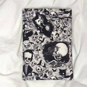 Etsy Kindle Cover Pouch with Poe Skulls Witchy White and Black Designs